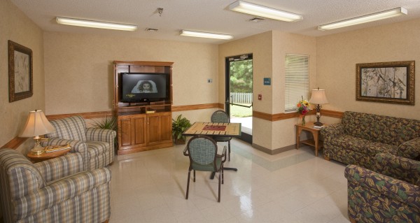 The Laurels of Chatham: Living Area