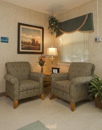 The Laurels of Chatham: Lobby